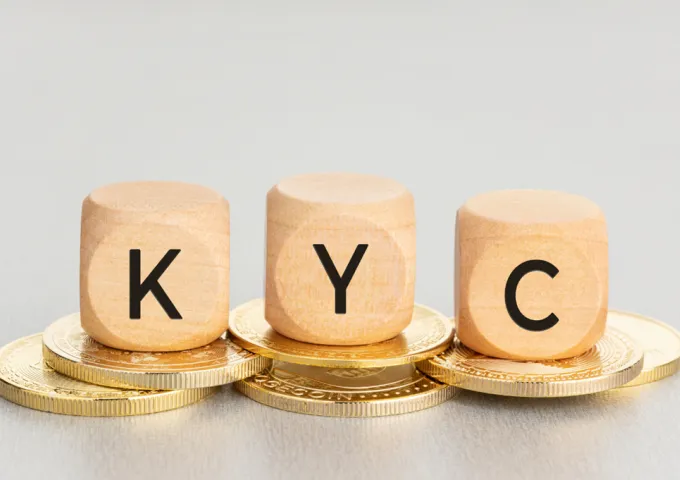 El poder de la automatización KYC: Transformando la banca y los seguros