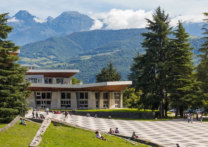 L'Université de Grenoble Alpes exploite la plateforme Bonitasoft depuis presque une décennie